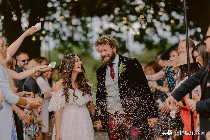 备婚的时候怀孕了怎么办,新娘怀孕了孕妇可以参加婚礼吗