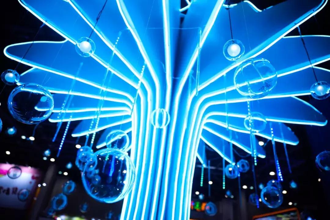 今天，半个杭州城的大小朋友在这里过六一