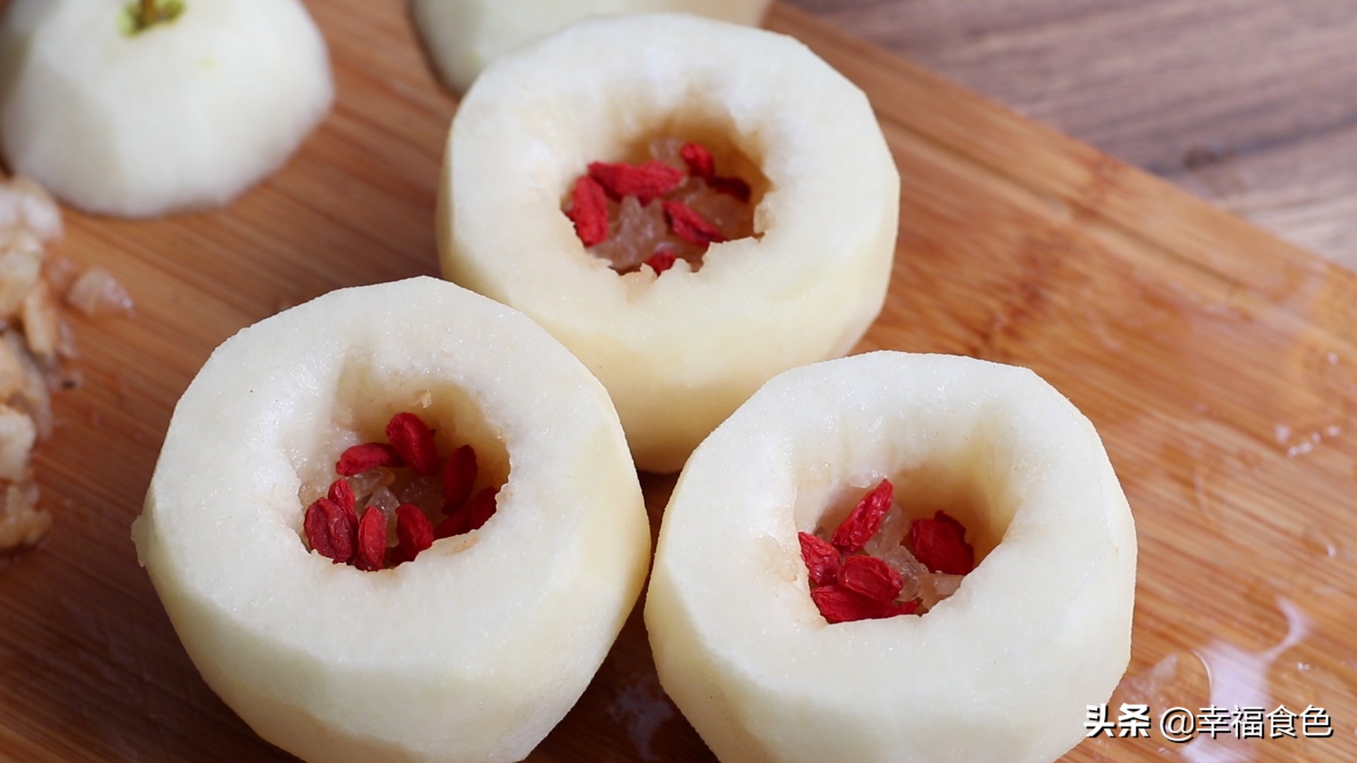 不用锅的冰糖雪梨怎么做,煮冰糖雪梨的正确做法视频