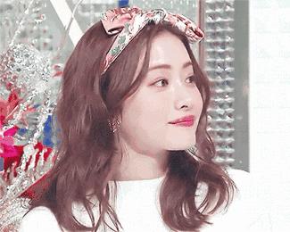 当下最受欢迎的发型100多款,最流行的发型趋势这5种发型必火