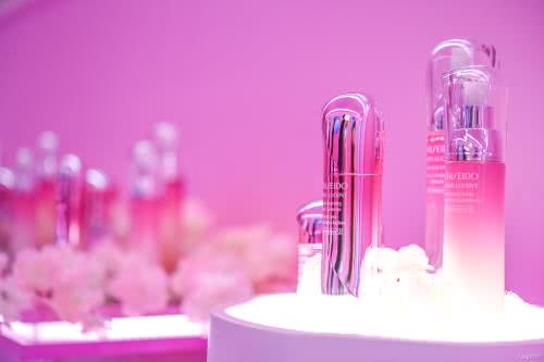 水乳美白祛斑补水抗皱,水乳精华抗皱保湿补水美白三合一