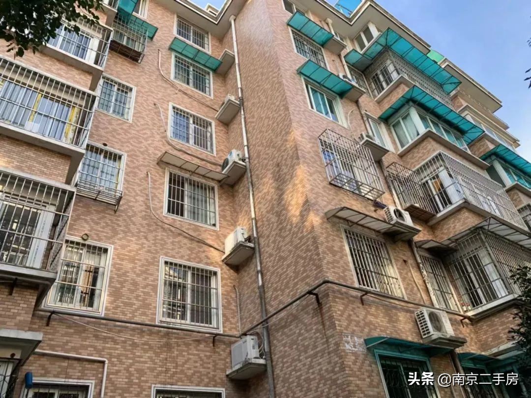 小区房价上涨的真实案例,小区出现很便宜的买房骗局