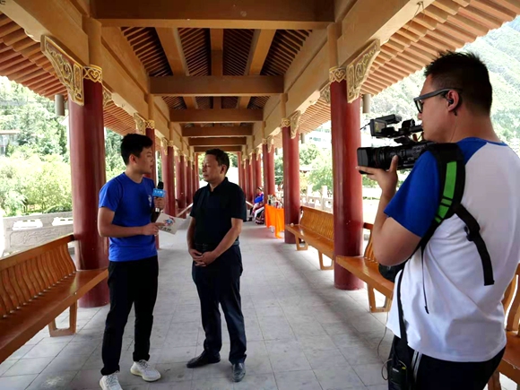 潮媒“斗土”助农扶贫文县土货出山成了“网红”