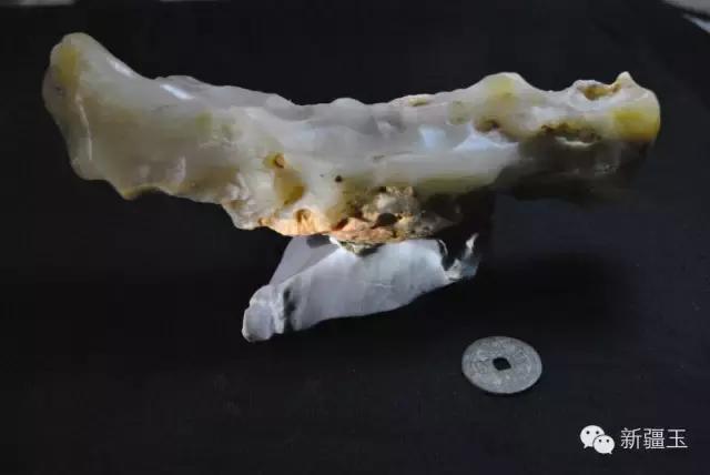 疆北奇石,正宗新疆奇石图片