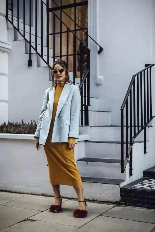 西装配裙子适合哪种发型,中长西装配什么裙子好看