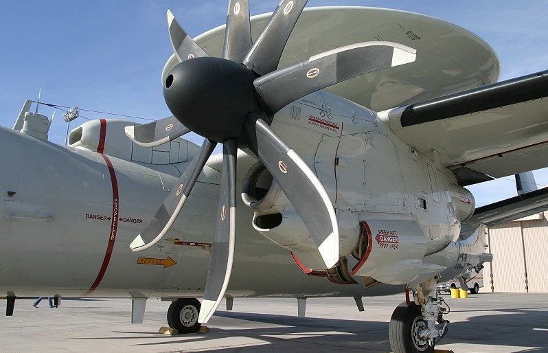 e-2预警机作战航程,航空发展史超级经典飞机