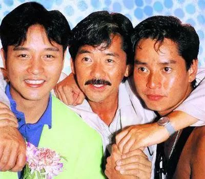 1994红磡摇滚之夜曲目,香港乐坛哪一首歌轰动歌坛