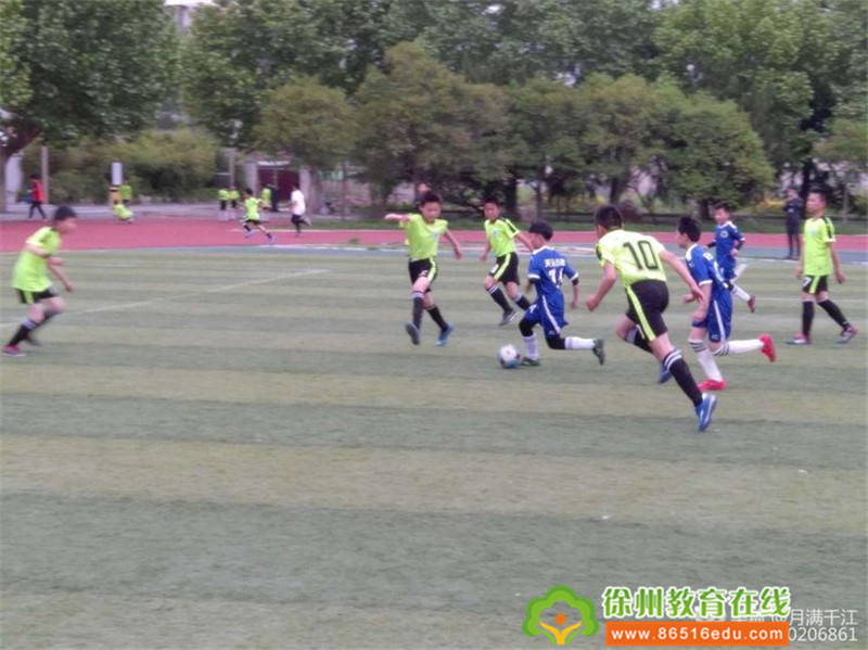 2021区长杯中泰小学足球比赛视频,2019年市长杯足球比赛小学