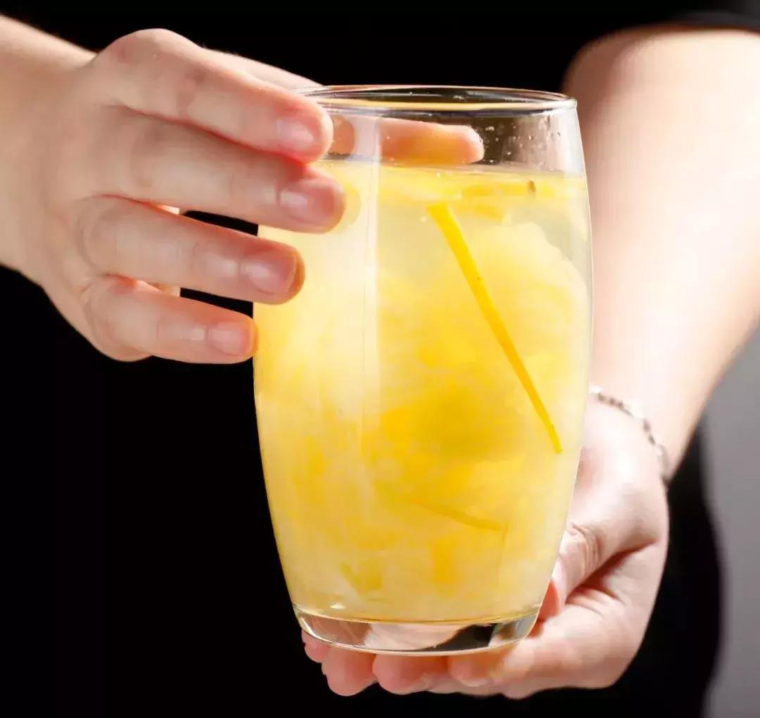 新鲜应季本地柚子水果脆甜,新鲜应季水果三红柚