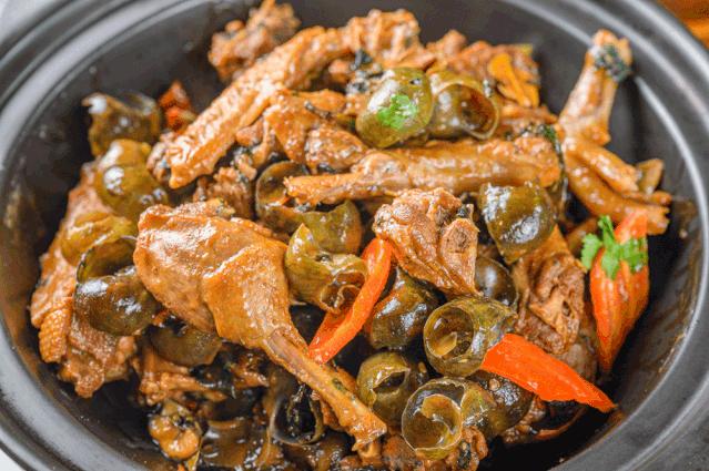 4000m²「平价海鲜」，还藏了个老广早茶，鸡煲、羊肉、虾蟹