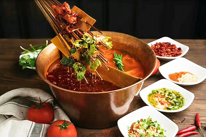 牛华八婆舌尖上的中国,牛华八婆麻辣烫二十四城店