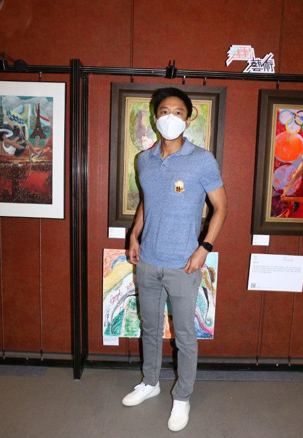 低调豪门!霍启山目前仍单身,母亲朱玲玲表示很着急