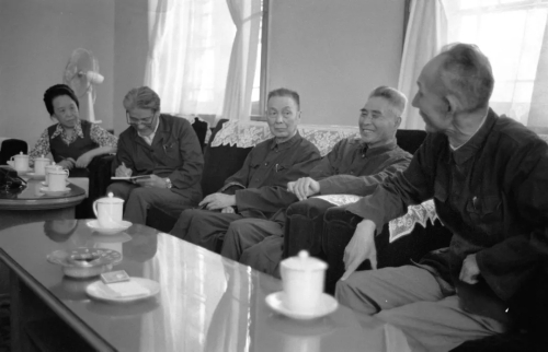 毛*东泽**表弟文强，从*产党共**干部到国*党**中将，解放后狱中蹉跎26年