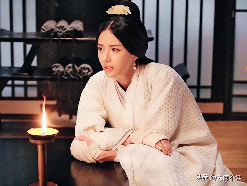 请问你哪位？扮丑界的良心，愿意这么隐藏美貌的不多了