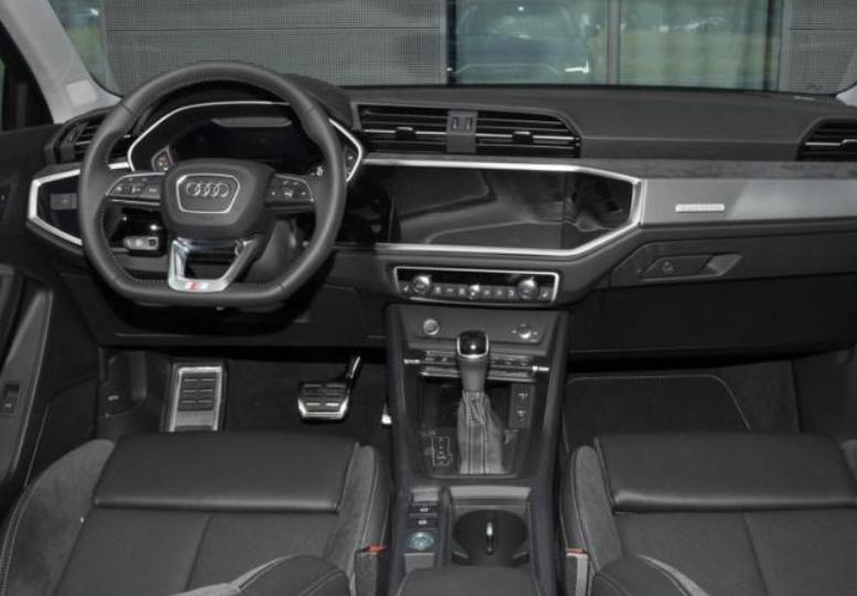 奥迪q3sportback40tfsi时尚型,奥迪q3sportback怎么样