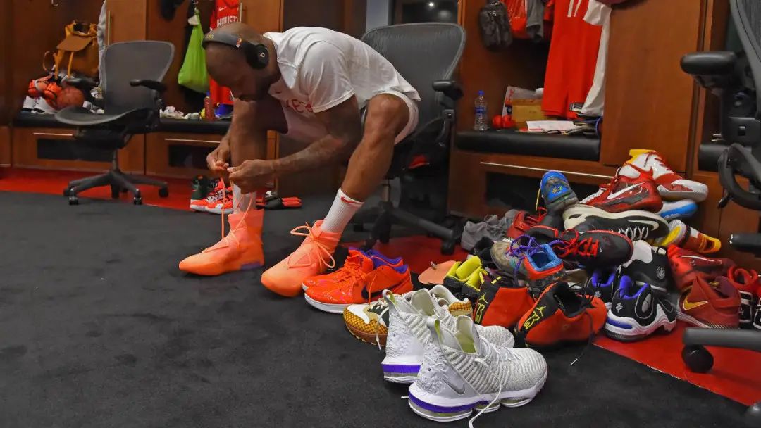 塔克鞋王球鞋,鞋王塔克上脚球鞋