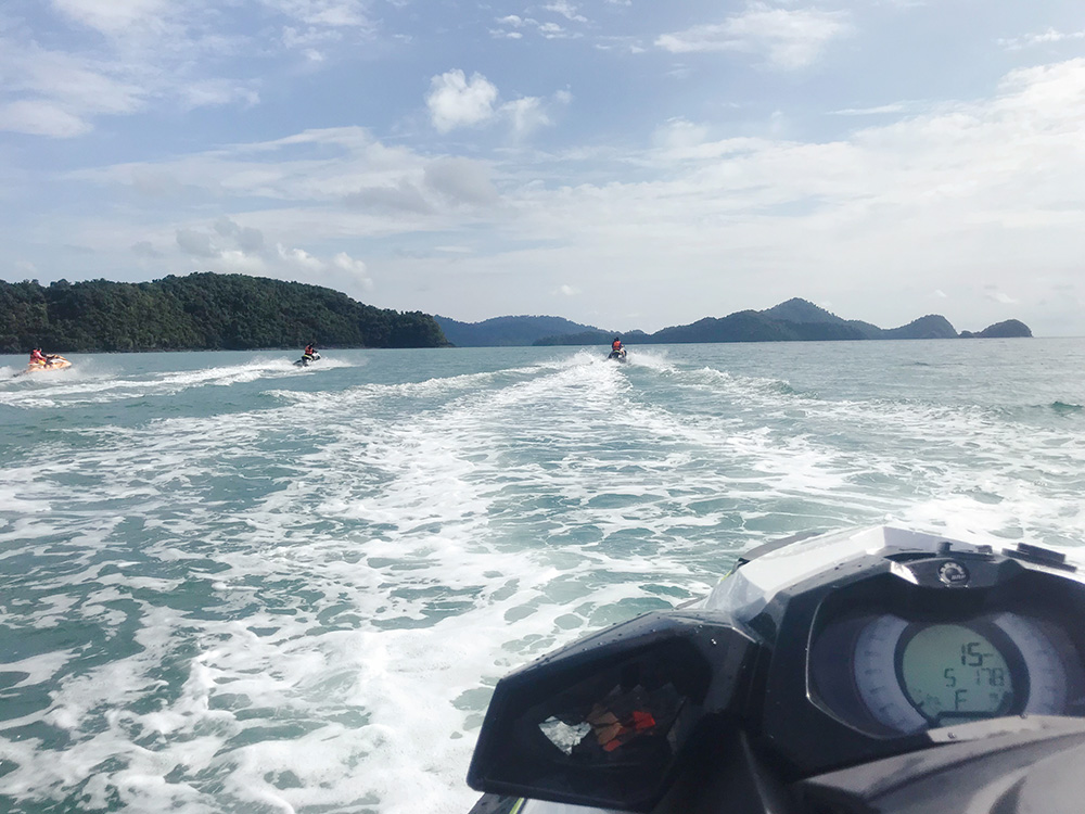 在马来西亚感受集市的乐趣,在马来西亚体验纽西兰