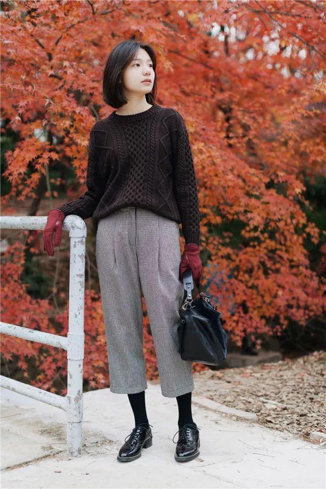 千鸟格再掀时尚潮流，穿对减龄提气质，再不是妈妈们的专属了