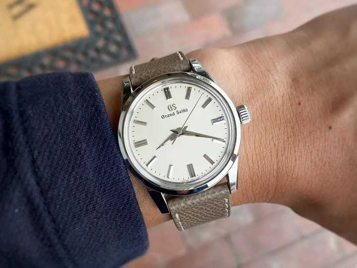 3万左右的霸气男表,3到4万左右男表