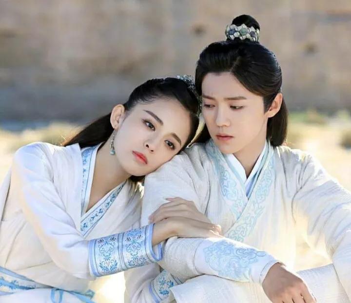 却一演戏就崩的6大女星,没拍过烂片的四位男演员