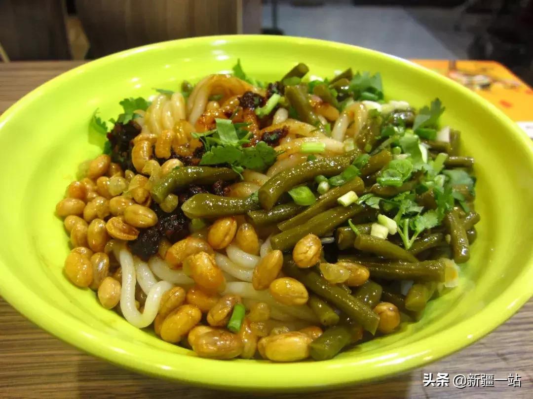 乌鲁木齐美食网红牛腩米粉,乌鲁木齐米粉推荐排行榜