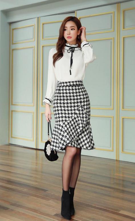 千鸟格再掀时尚潮流，穿对减龄提气质，再不是妈妈们的专属了