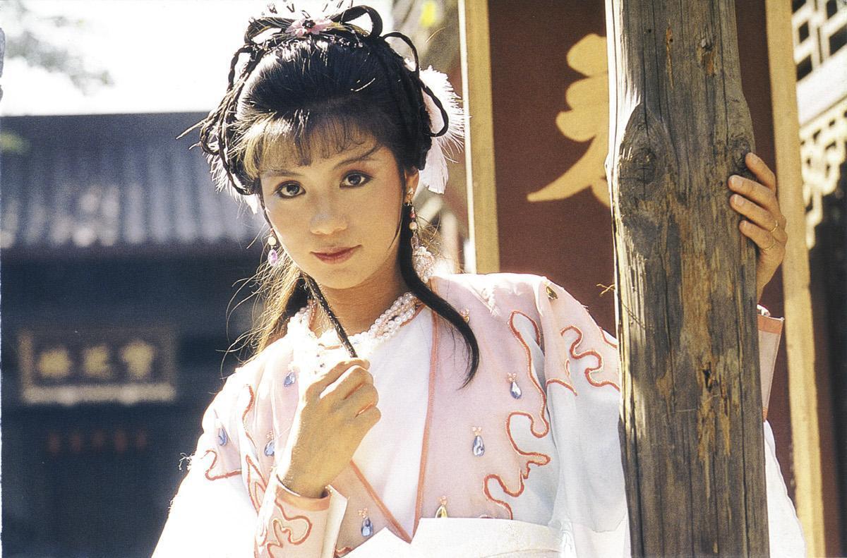 翁美玲版射雕英雄传郭靖黄蓉,1983版射雕英雄传翁美玲版