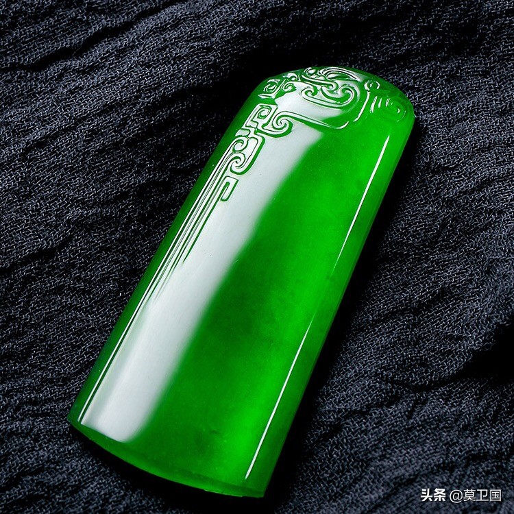 翡翠色根决定价值,色根是翡翠的内部结构吗