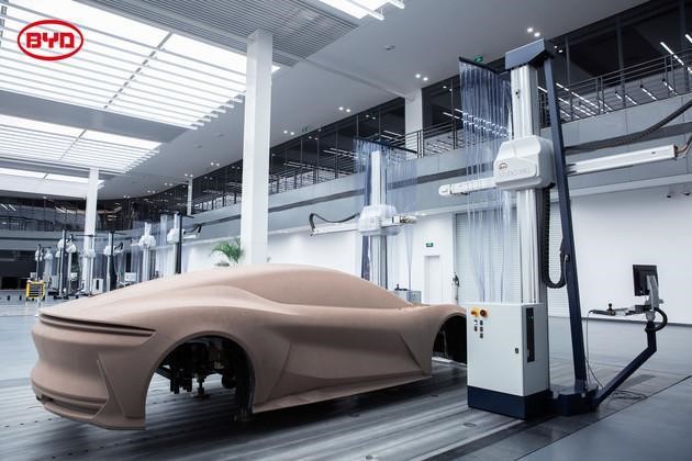 比亚迪神秘黑科技,比亚迪黑水晶在坪山哪里