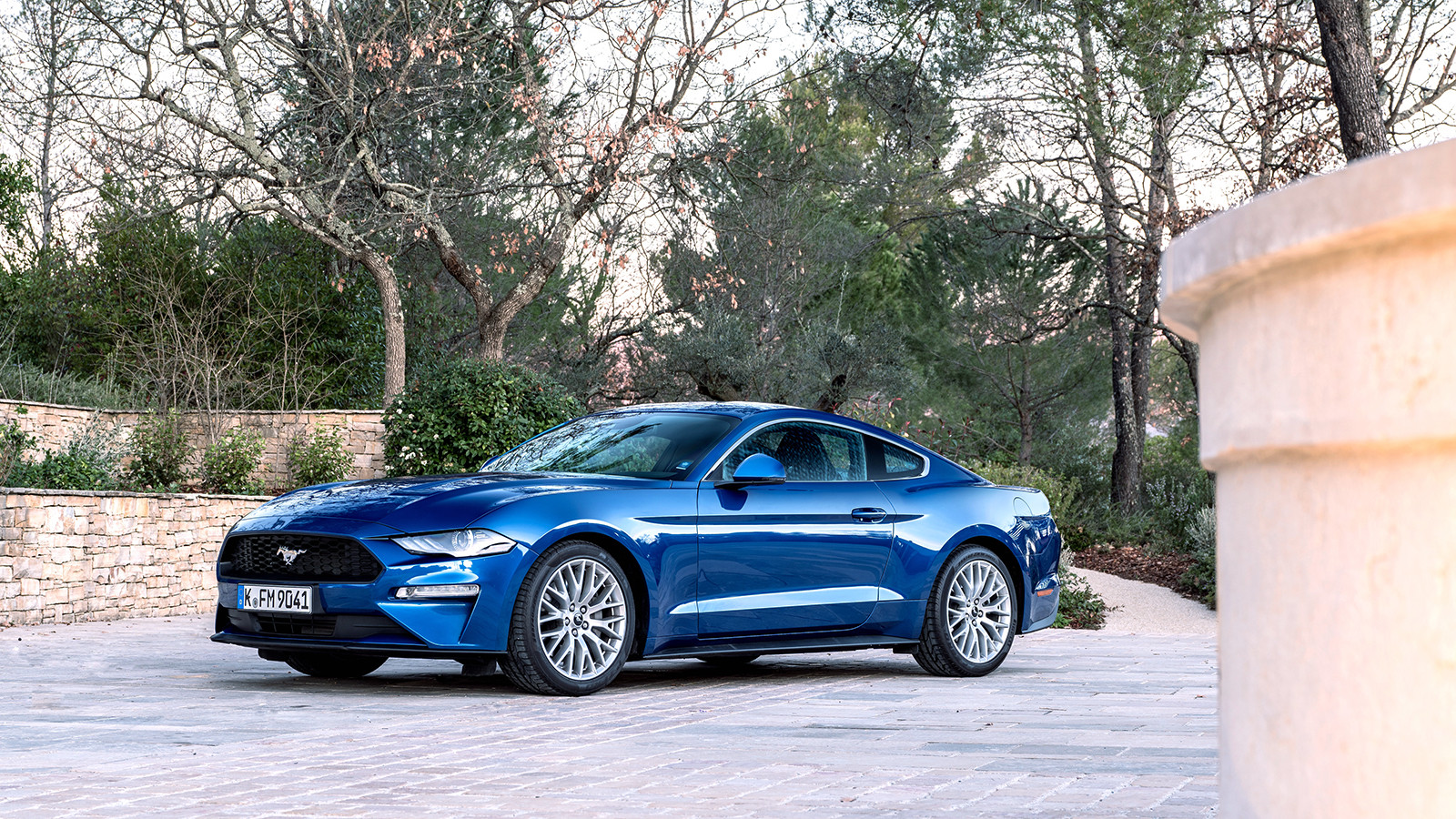 今年最值得买的二手超跑,2021最值得买的跑车10多万