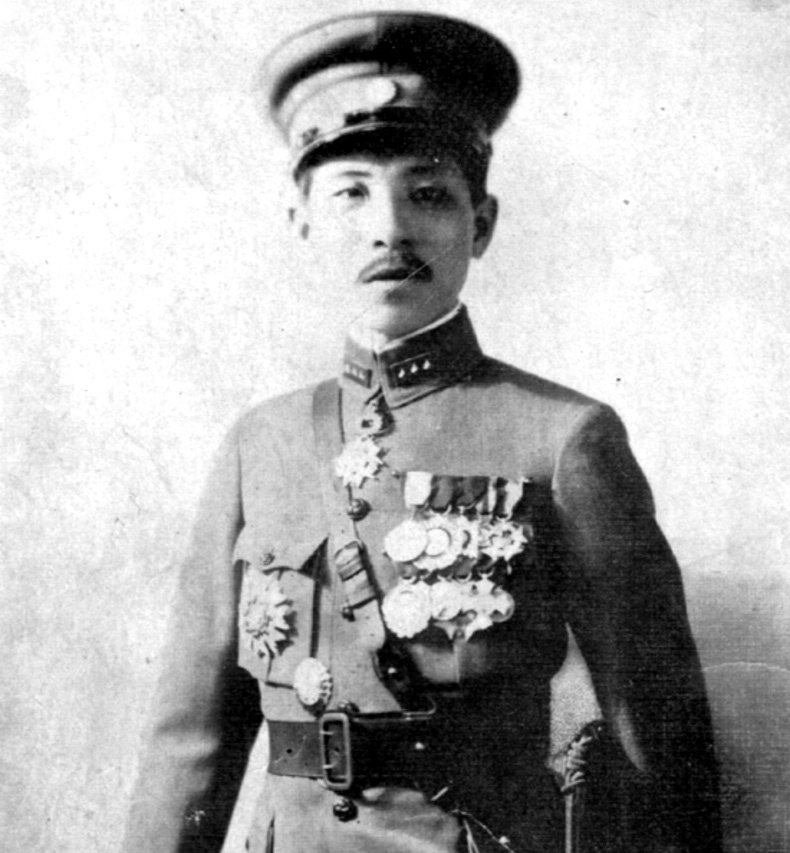 在所有抗战名将中,只有傅作义得到过最高勋章,却被他拒绝了