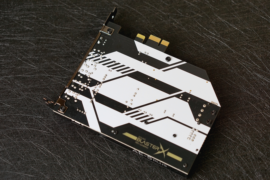 创新声卡ae-7和ae-5的区别,创新ae5声卡插口图解