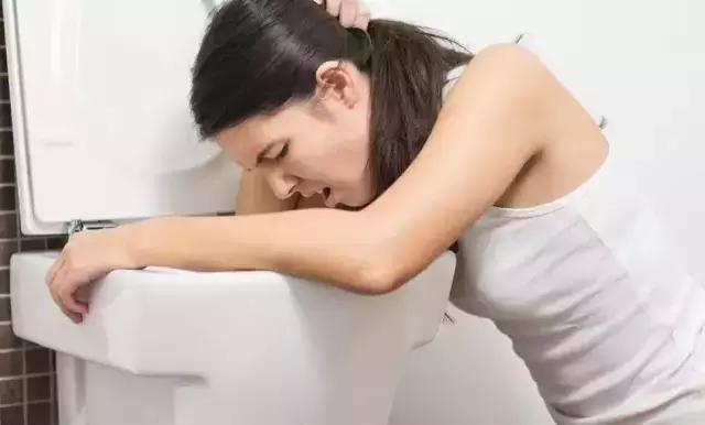 摸一下肚子就怀孕,都市传说怀孕