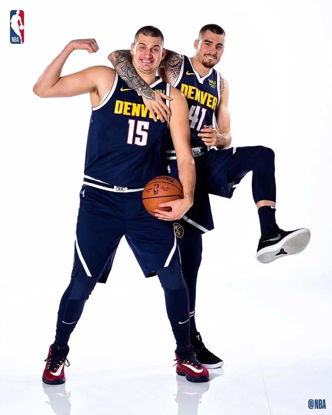 zoomgtjump约基奇,为什么约基奇喜欢穿zoomrize2