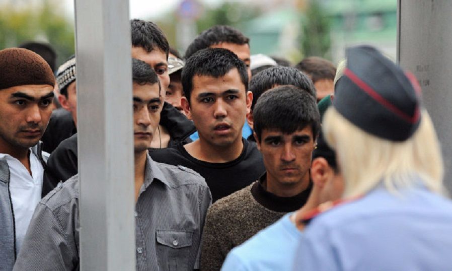 俄罗斯交付伊朗60架苏35到货了吗,俄罗斯交付伊朗空军多少架苏35