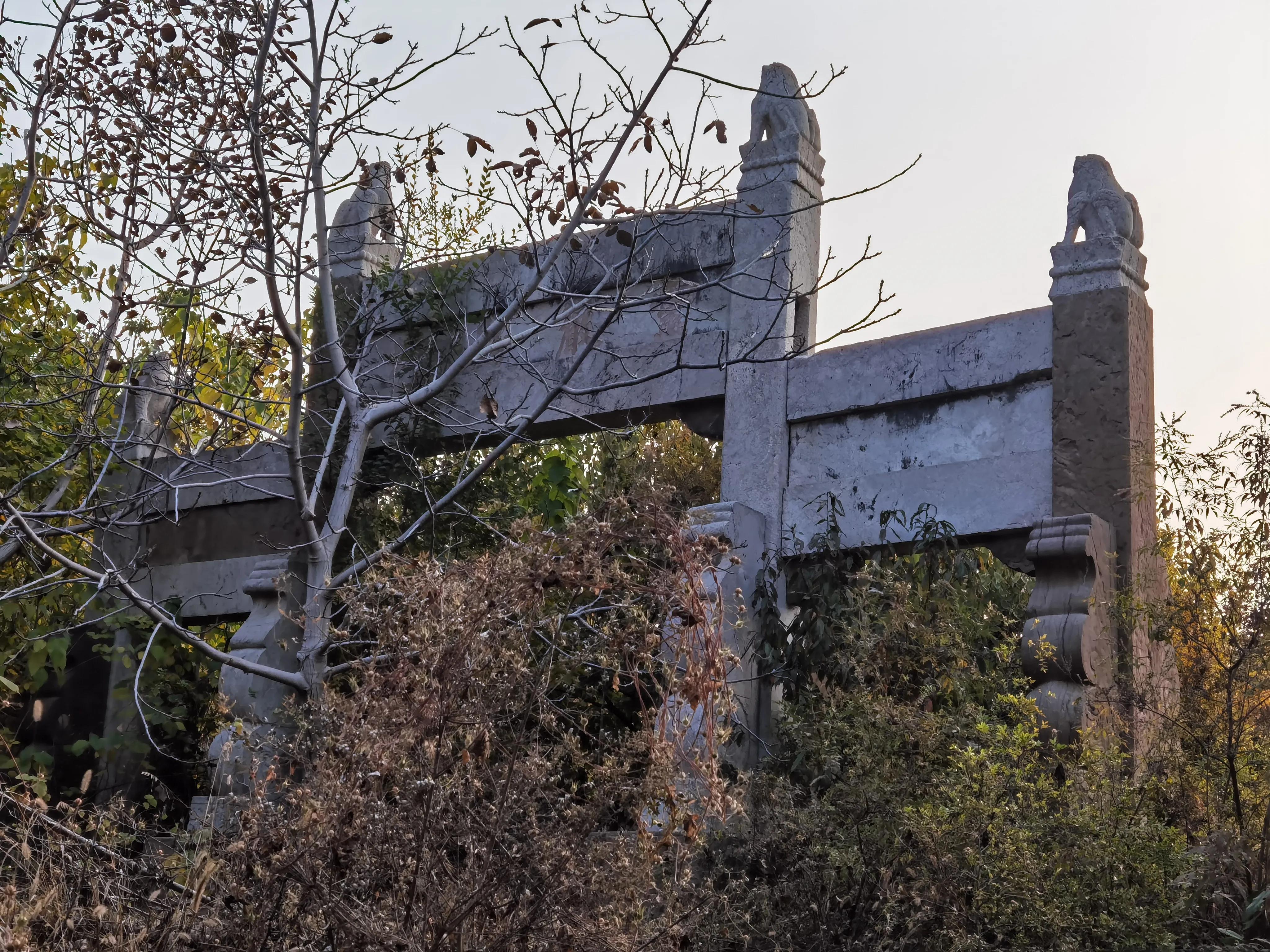 济南灵岩寺有哪些景点,济南圣堤灵岩寺