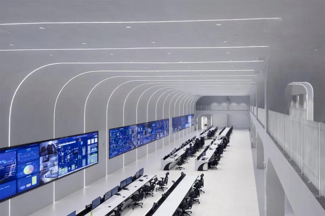 老厂房“变形”智慧矿山，PC插接板重塑幕墙美学设计