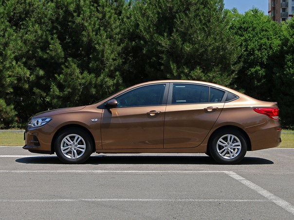 10万左右的捷达和锋范哪个好,锋范和科沃兹选哪个好