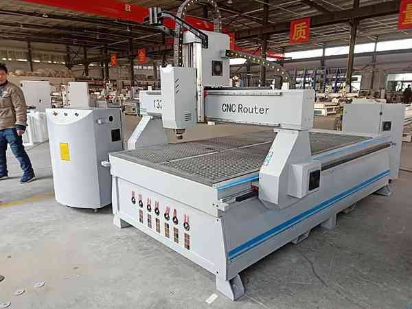 济南数控木工雕刻机厂家直销,数控木工雕刻机多少钱一台