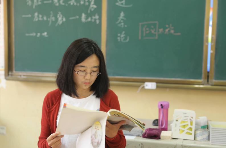 一张普通老师工资表流出，农村教师坐不住了，难怪竞争如此激烈