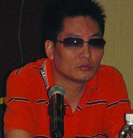 著名导演炮轰孙俪邓超：你们无病*吟呻**，太占用公共资源