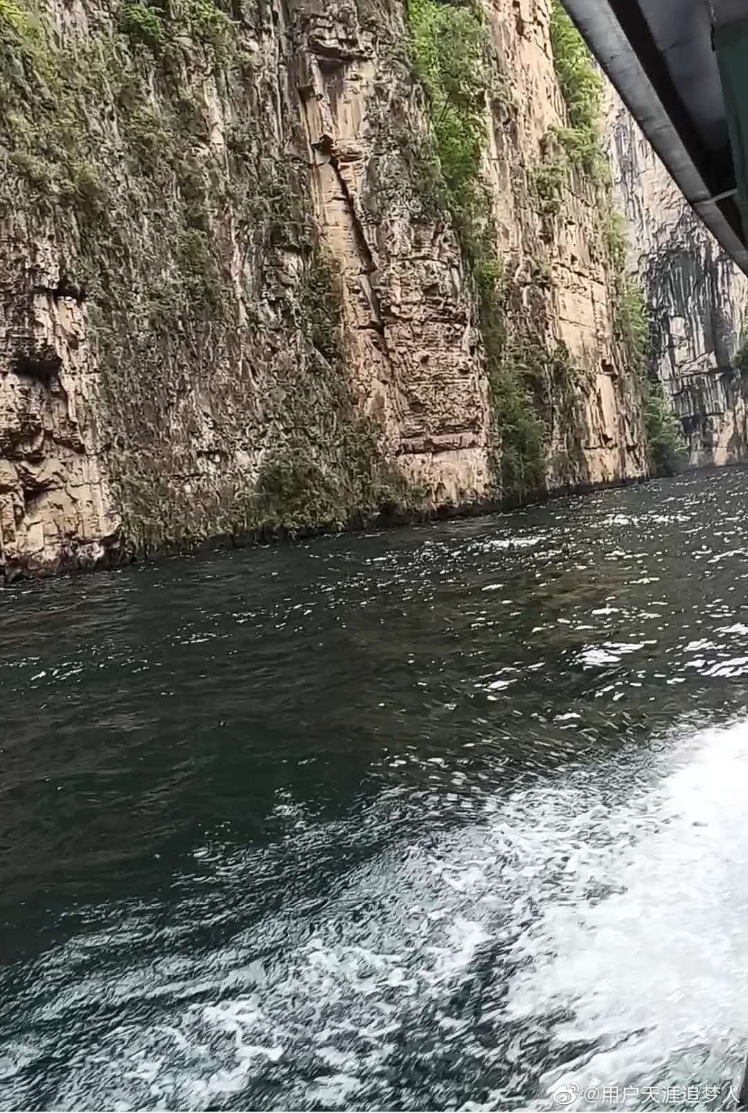 千里太行八泉峡,太行山脉八泉峡