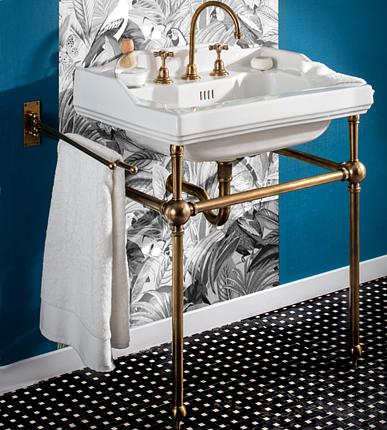 扔掉浴室柜,浴室柜非常难看想扔了