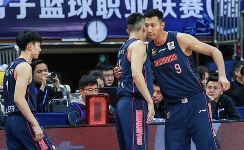 杜锋口吐芬芳现场卧槽挑战视频,杜锋执教国家队口吐芬芳名场面