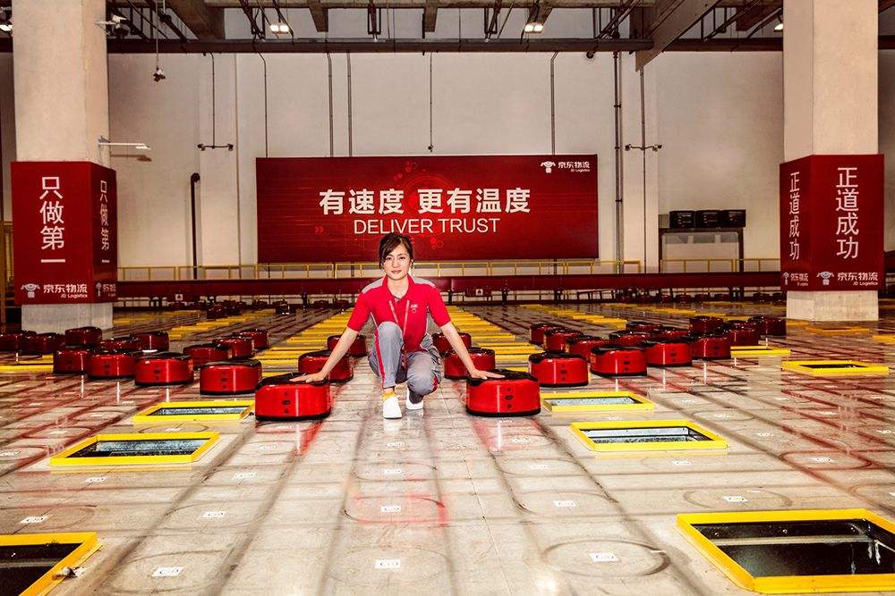 寄快递到香港哪个快递最快,除了顺丰快递还有哪些快递最快