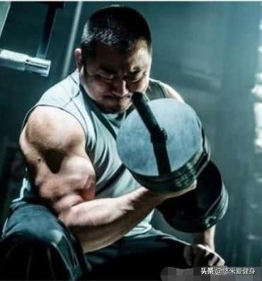 如何练出马东锡一样的手臂身材,马东锡的肌肉训练方法