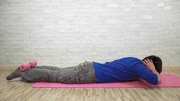 关晓彤的瘦腰秘籍,健美达人关晓彤马甲线实力抢镜