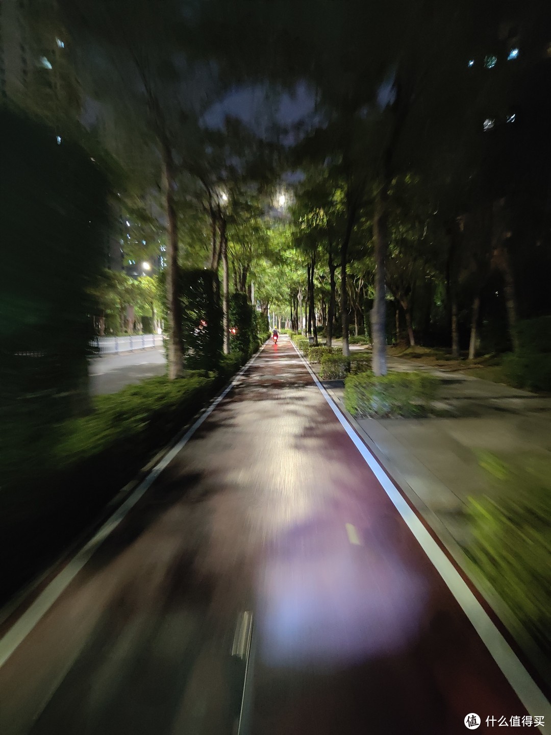 索尼imx766怎么样,realmegtneo2对比realme大师探索版