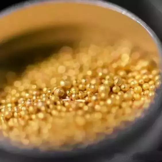 同样是黄金色泽为什么不一样,同样的工艺为什么黄金颜色不同