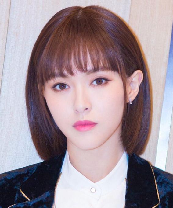 大脸刘海发型推荐自己剪,学生党如何剪修饰脸型的刘海